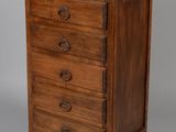 une image représentant une commode en bois sur fond gris