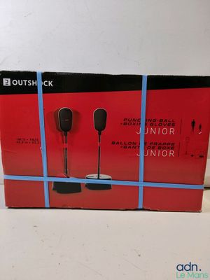 une image représentant une boîte contenant une paire de microphones