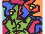 un tableau représentant un homme au visage coloré sur fond blanc