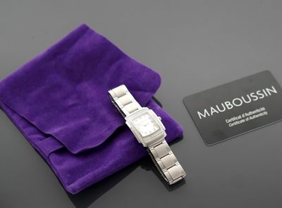 Mauboussin Fouga Montre de ville de dame en acier à mouvemen…