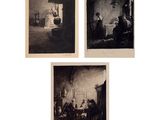 quatre photographies en noir et blanc représentant des personnes assises à une table