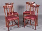 paire de chaises de salle à manger anciennes en acajou, avec des assises rembourrées de velours rouge
