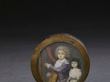 portrait miniature d'une femme avec une harpe et un enfant posé sur une table