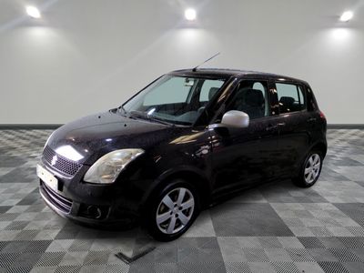 SUZUKI - SWIFT 1.3 DDIS 75CH GL - GO - Mise en service: 14/1…