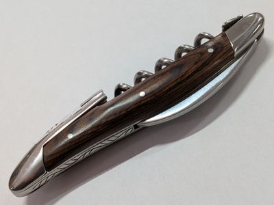 LAGUIOLE. L'ECLAIR. Ouvre-bouteille pliant. LT : 22 cm.