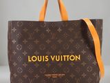 sac fourre-tout en toile Monogram de Louis Vuitton