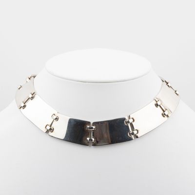 a close up of a necklace on a mannequin mannequin mannequin mannequin mannequin mannequin mannequin mannequin
