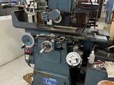 une machine qui se trouve dans une pièce
