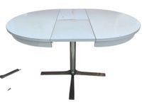Table de salle à manger et 4 chaises (photo 4)