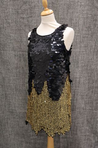 MANOUSH – Robe de soirée en sequin noir et doré. Taille : 38 