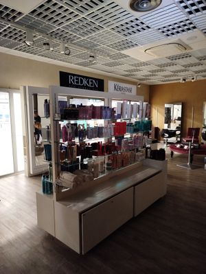 Gondole double face munie de 4 grands tiroirs (vide sans le …