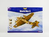 maquette d'un avion de chasse de la Seconde Guerre mondiale en plein vol