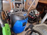 a lot of tools that are sitting on the floor