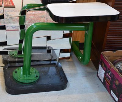 2 tables de chevet en applique Design