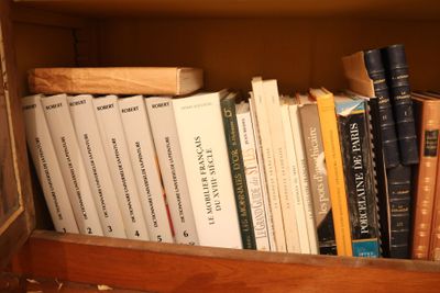 Ensemble de livres d'art et partitions dont Dictionnaire de … - Photo 1