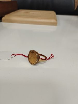Bague en or 18K(750/1000) sertie d'une monnaie de 10 francs … - Photo 1