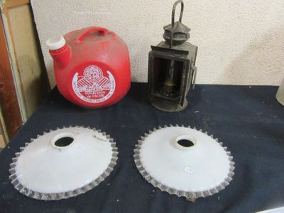 Lot Avec Lanterne, Coupelles DE Lustre, Cubi .