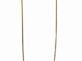 un collier en or avec une longue chaîne sur fond blanc