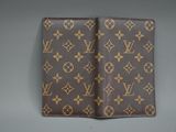 étui à passeport Louis Vuitton Monogramme