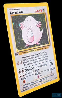 une carte sur laquelle figure l'image d'un personnage de Pokémon