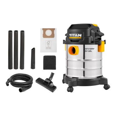 un aspirateur à eau avec ses accessoires, sur fond blanc