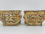 paire de pots de fleurs en céramique ornés d'inscriptions en arabe