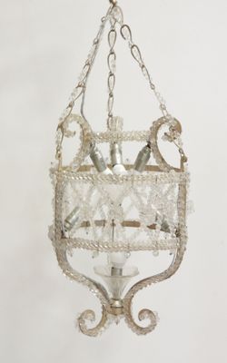 Lustre cage en métal et perles, Circa 1950.