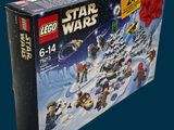 une boîte de jouets Lego Star Wars sur fond bleu