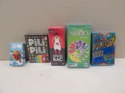 il y a plein de jeux différents sur la table
