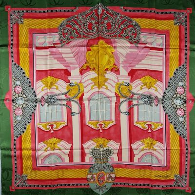 a picture of a scarf with a picture of a palace