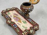 a picture of a decorative object on a table
