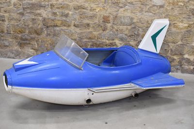 Art Forain, ancien AVION de MANEGE bleu et blanc "Jaguar" en… - Photo 1