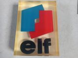 a picture of a sign that says eiff on it