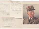 une vieille photo d'un homme en uniforme militaire et une lettre