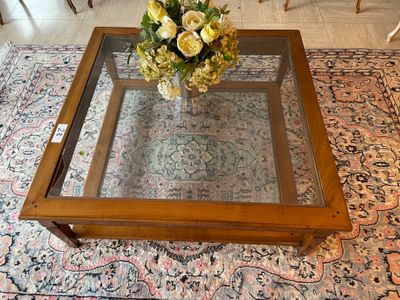 Table basse carrée à deux plateaux en bois et verre (verre a…