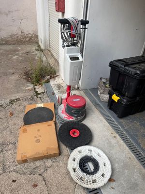 a lot of tools that are sitting on the ground