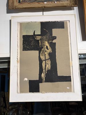 une image d'un tableau accroché au mur