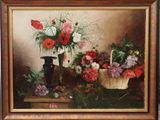 un tableau représentant des fleurs dans un vase et un panier posés sur une table