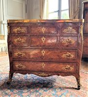 COMMODE A TRNASFORMATIONS en placage de bois de violette et … (photo 2)