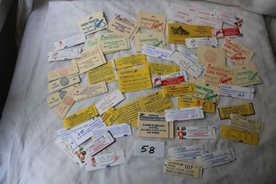 France - Une Collection de 53 "Petits Carnets" neufs - FC