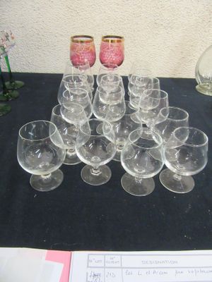 Lot DE Verres A Degustation + Deux Verres EN Cristal G…