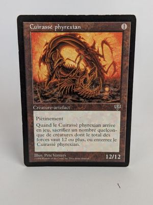 un gros plan d'une carte sur laquelle figure l'image d'un dragon