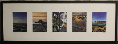 une photo d'un tableau accroché au mur