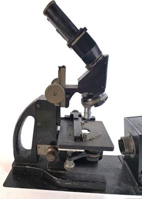 SCIENCES – Maurice STIASSNIE (opticien constructeur de micro…