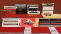 Ensemble locomotive et wagons / voitures de voyageurs ACME - BACHMANN 