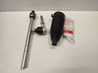 deux types d'outils différents sur la table