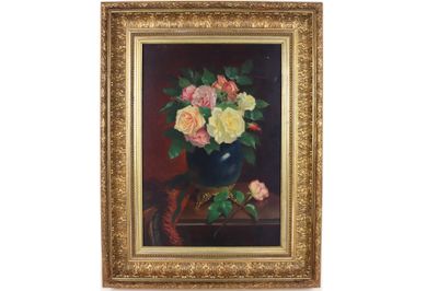 Ecole FRANCAISE du XXe Nature morte au bouquet de roses.