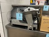 a machine that is sitting on top of a counter