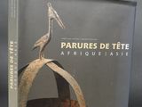 la couverture d'un livre sur laquelle figure l'image d'un pélican
