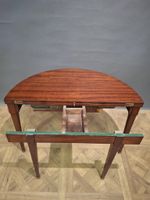 Table demi-lune en acajou et placage d'acajou, la ceinture s… (photo 4)